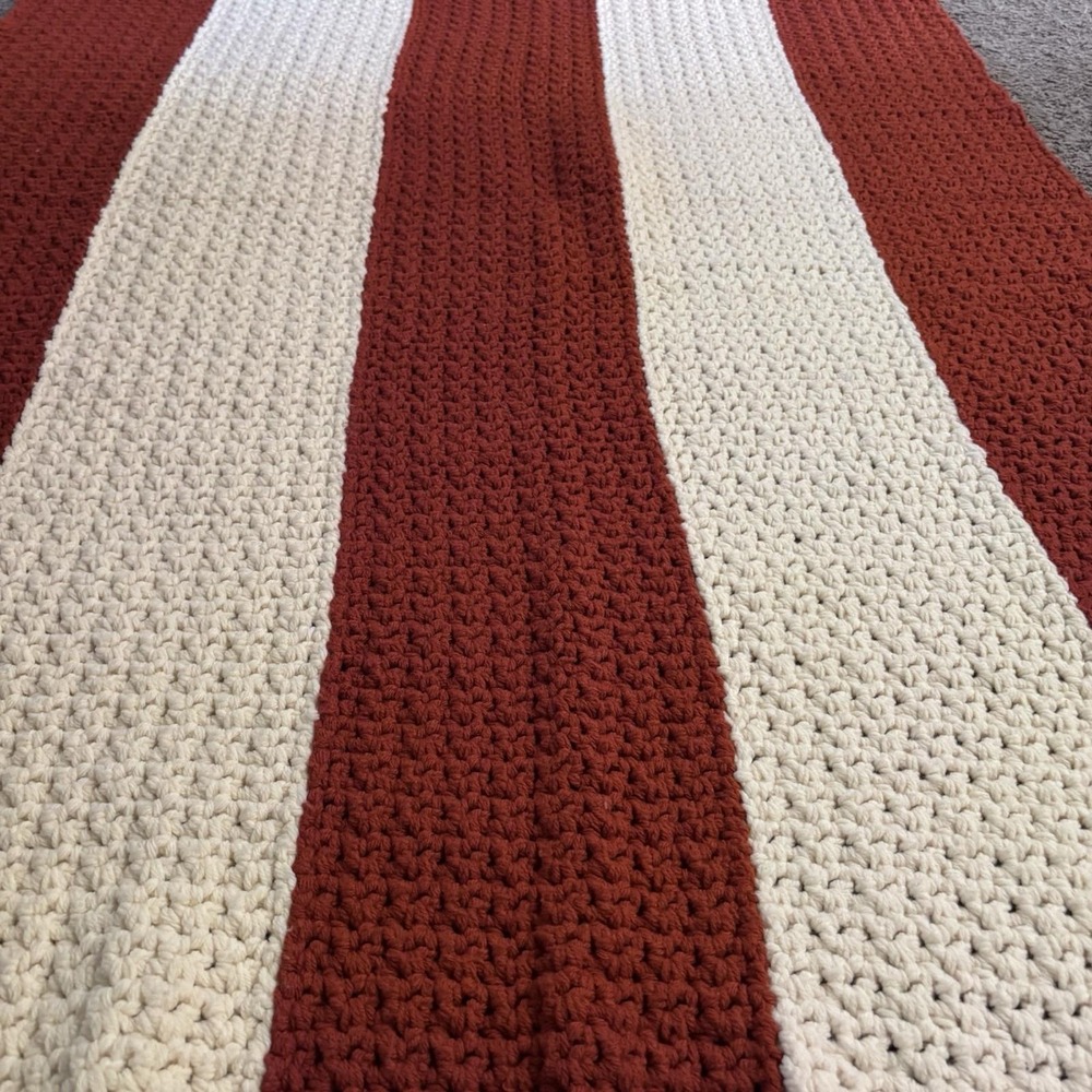 Vintage Granny Handmade Afghan Throw Blanket 70 X42 Burnt Orange/Cream Heavywarm - Picture 5 of 5